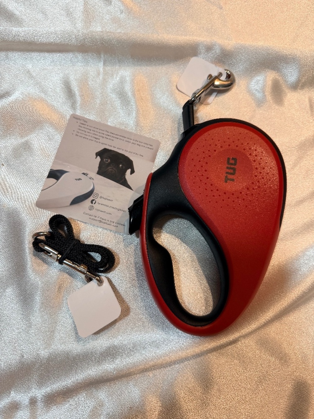 TUG Retractable Dog Leash Red Black 360 Tangle Free